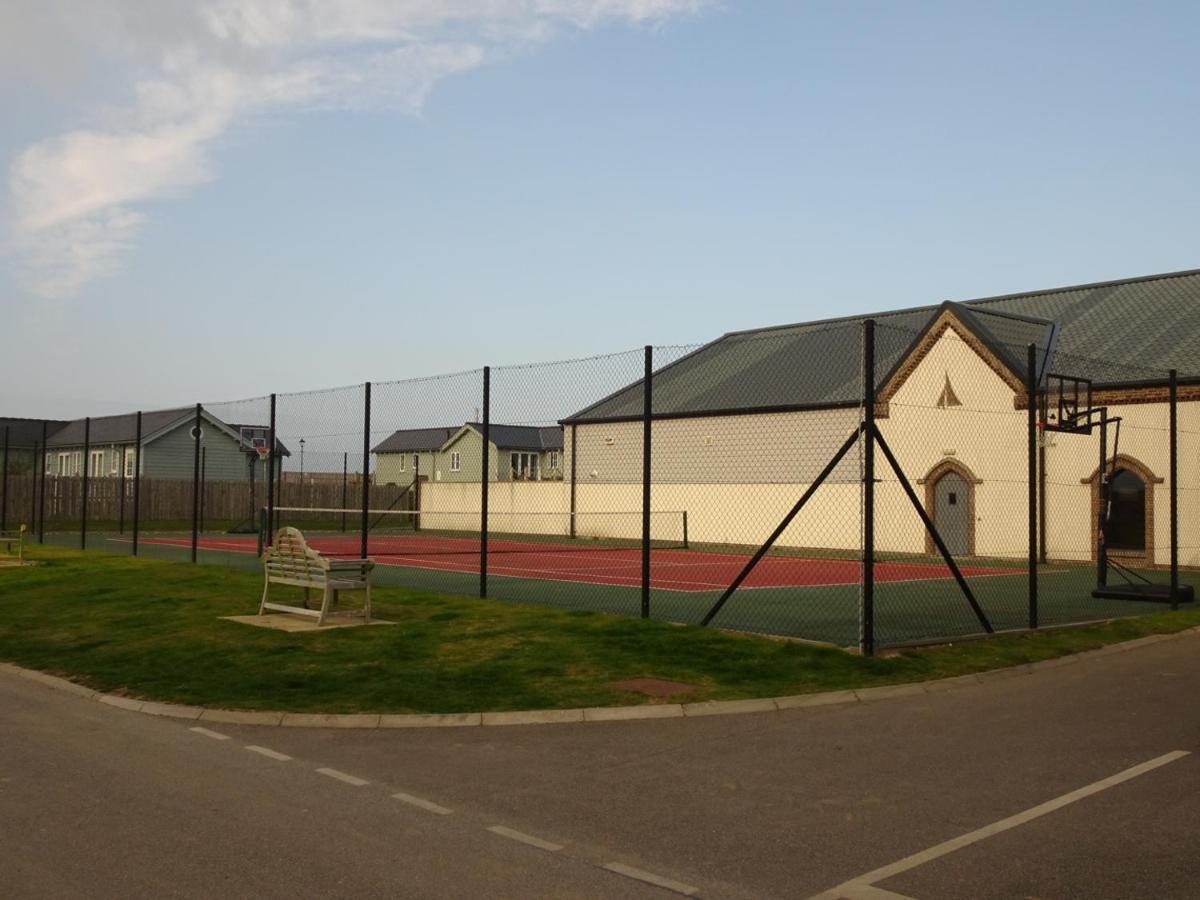 Sunrise Corner, The Bay Filey, Wi-Fi, Pets, Pool Apartment Екстериор снимка