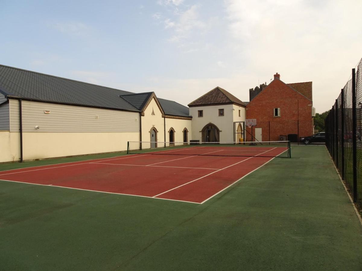 Sunrise Corner, The Bay Filey, Wi-Fi, Pets, Pool Apartment Екстериор снимка