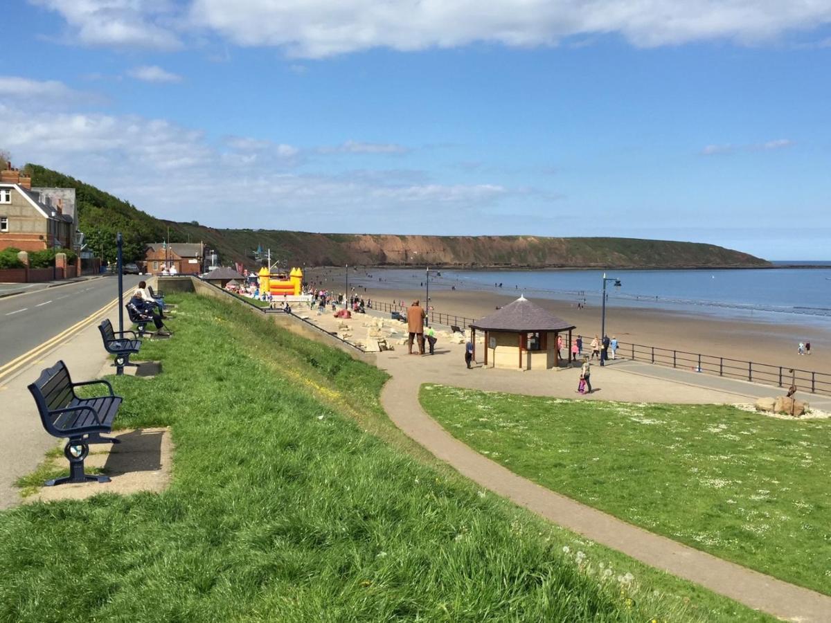 Sunrise Corner, The Bay Filey, Wi-Fi, Pets, Pool Apartment Екстериор снимка